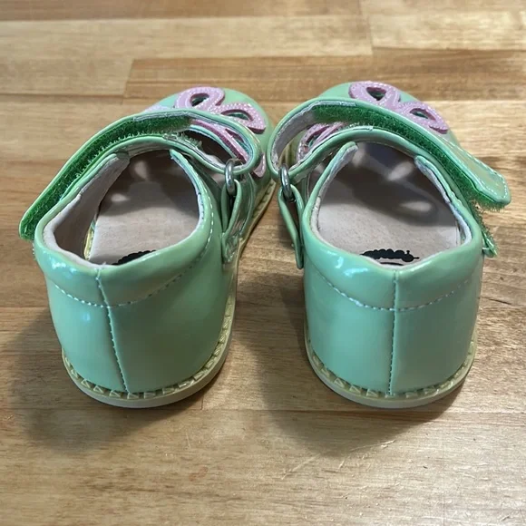 Livie & Luca Petunia Green Classic Patent Leather Shoes Sandals - Picture 4 of 8